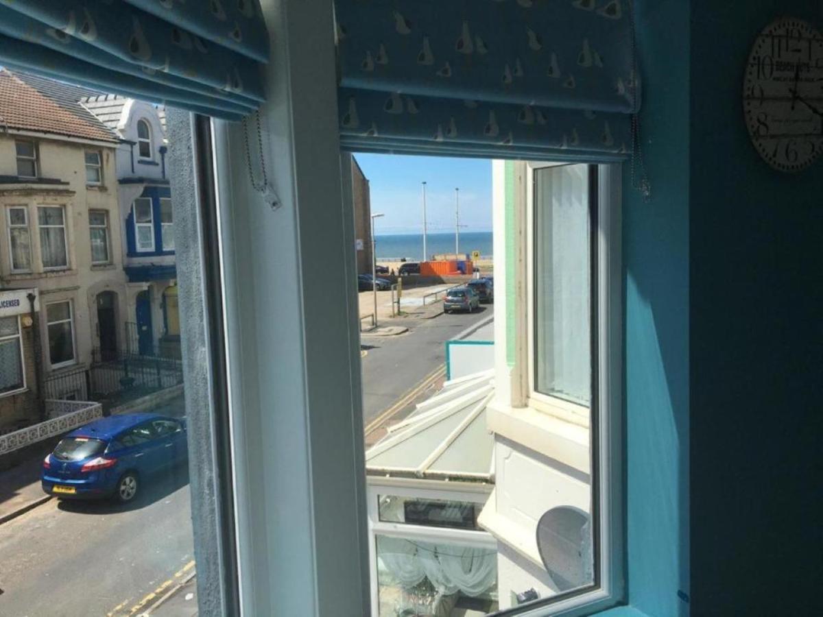 The Glenroy Guest House Blackpool Exterior photo